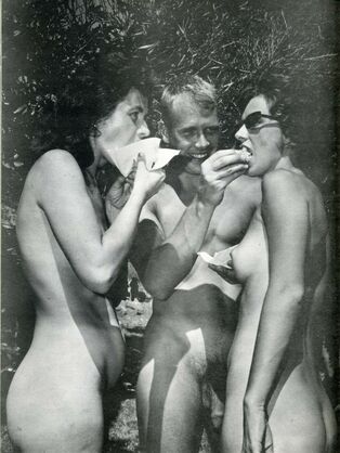 retro family nudist